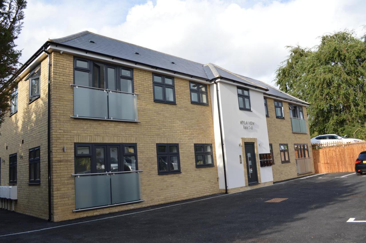 The 'Pinky' - Beautiful 1 Bed Apartment In Hatfield - Free Parking - Near Uni & Business Park - Big Savings On Long Stays エクステリア 写真