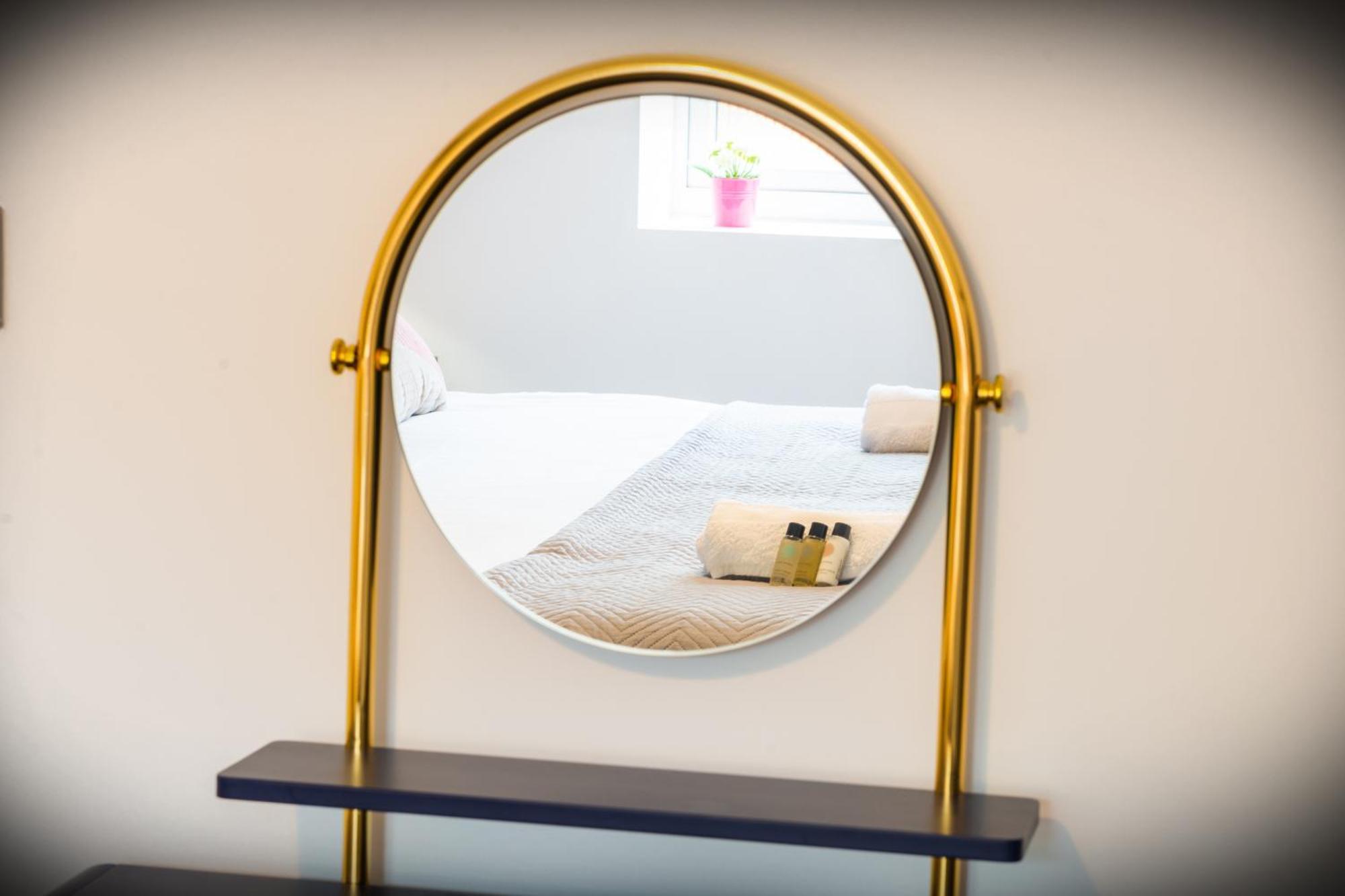 The 'Pinky' - Beautiful 1 Bed Apartment In Hatfield - Free Parking - Near Uni & Business Park - Big Savings On Long Stays エクステリア 写真